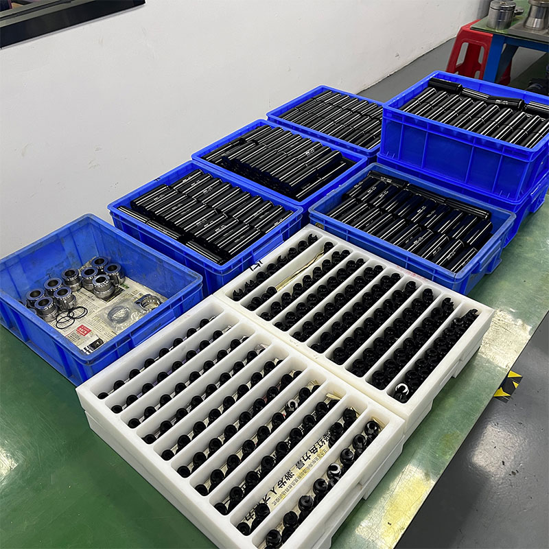 96-Cavity PCO1881 Mold with Cooling EOAT