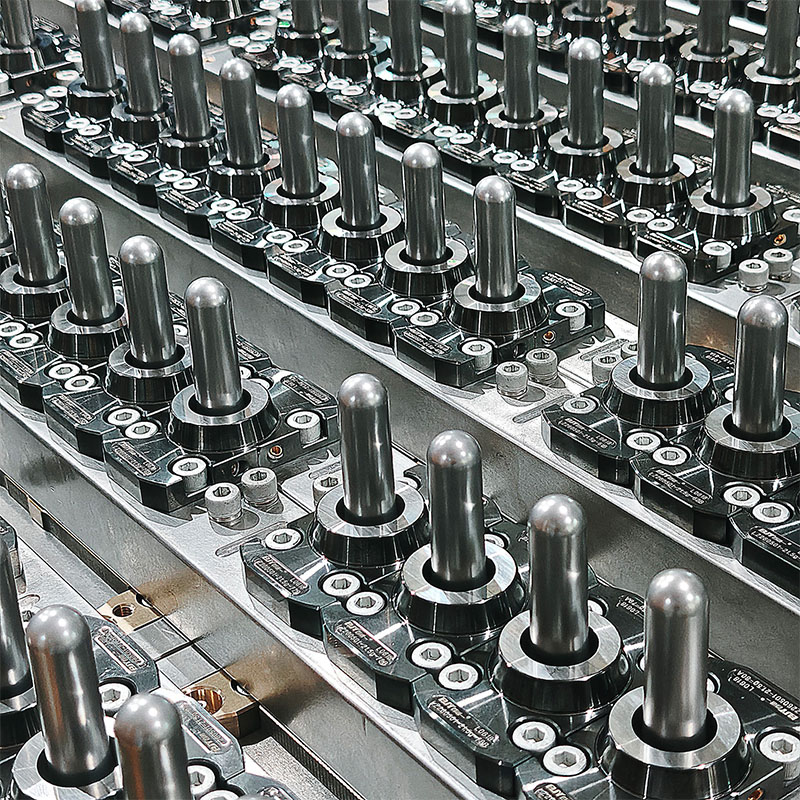 96-Cavity PCO1881 Mold with Cooling EOAT